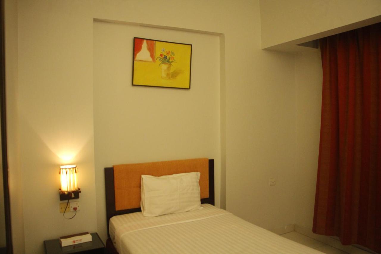 Orchid Business Hotel Читтагонг Экстерьер фото